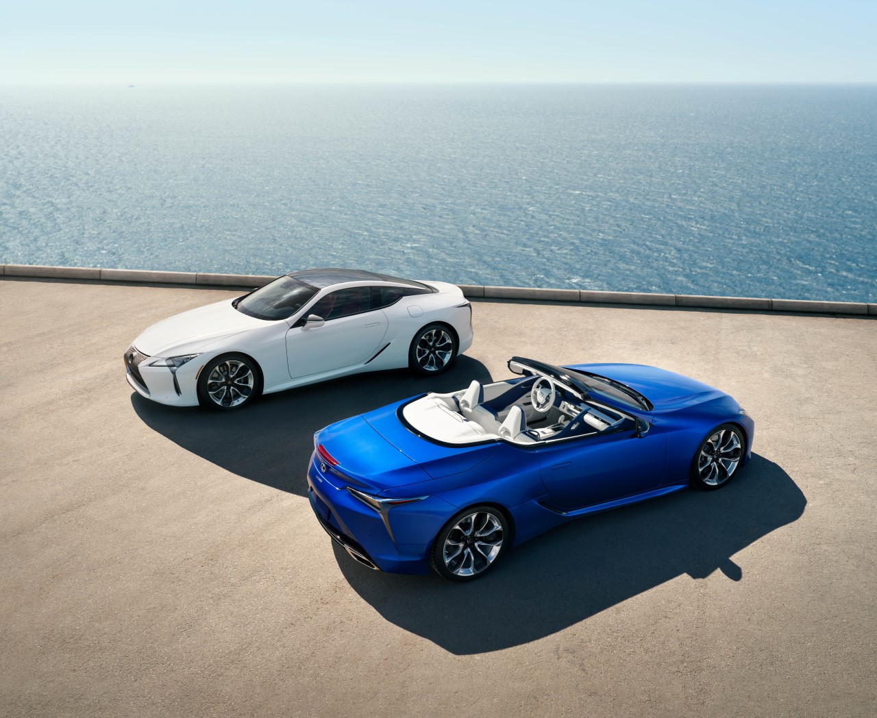 LEXUS LC 500 CONVERTIBLE SE PŘEDSTAVUJE NA AUTOSALONU  LOS ANGELES 2019 