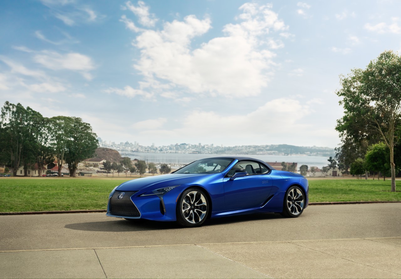 Kabriolet Lexus LC 500 sa predstaví v európskej premiére na ženevskom autosalóne 2020