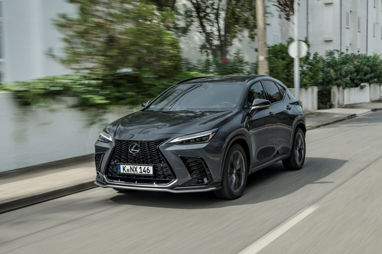 Press kit - ZBRUSU NOVÝ LEXUS NX