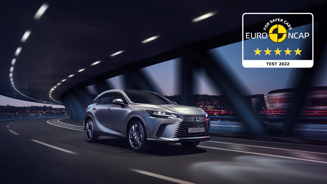 ÚPLNE NOVÝ LEXUS RX PRINÁŠA PÄŤHVIEZDIČKOVÚ BEZPEČNOSŤ