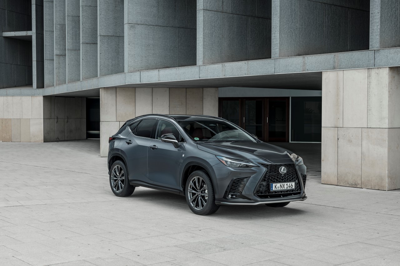 „Golyóálló” Lexus NX? Sorozatban harmadik éve végzett az élen a Lexus a brit What Car? megbízhatósági felmérésén