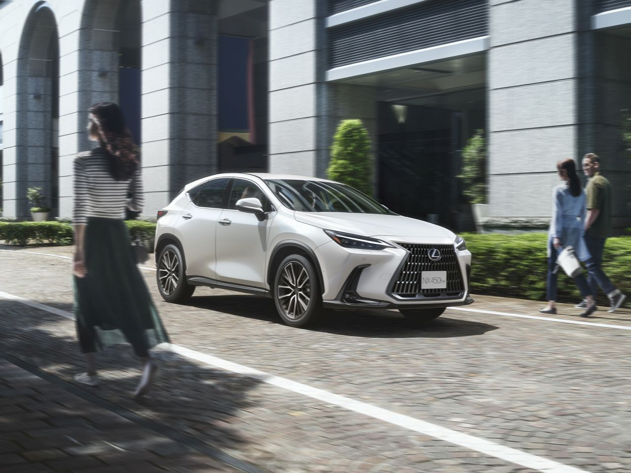 Lexus NX s novými luxusnými palubnými funkciami a najnovšími technológiami