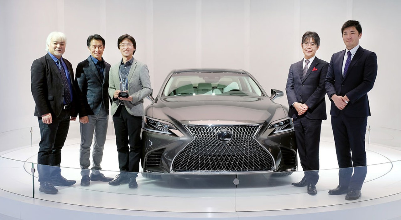 LEXUS LS 500 ZÍSKAL NA AUTOSALONU V DETROITU OCENĚNÍ ZA NEJLEPŠÍ DESIGN INTERIÉRU