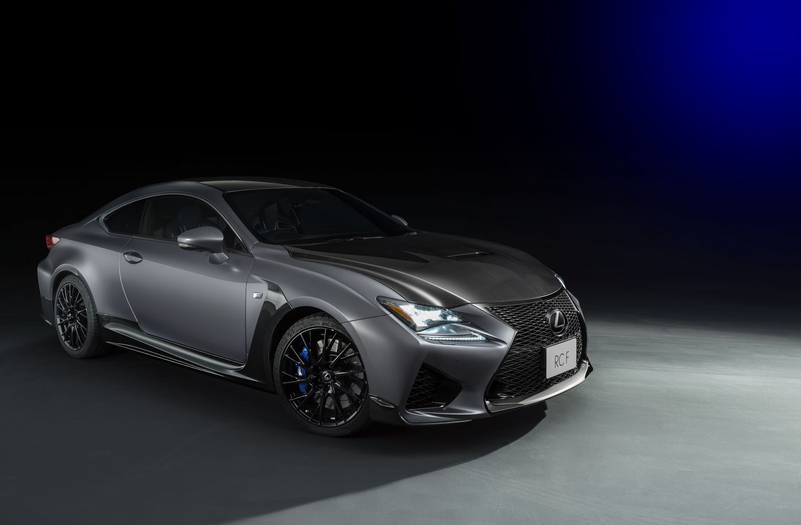 10 ÉVES A NAGYTELJESÍTMÉNYŰ LEXUS F SOROZAT