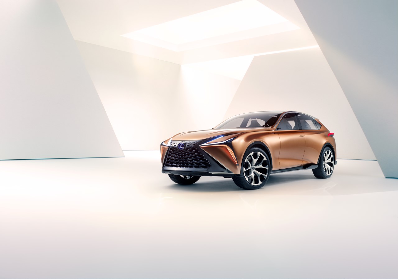 A LEXUS MEGMUTATJA A JÖVŐ CROSSOVERÉT DETROITBAN