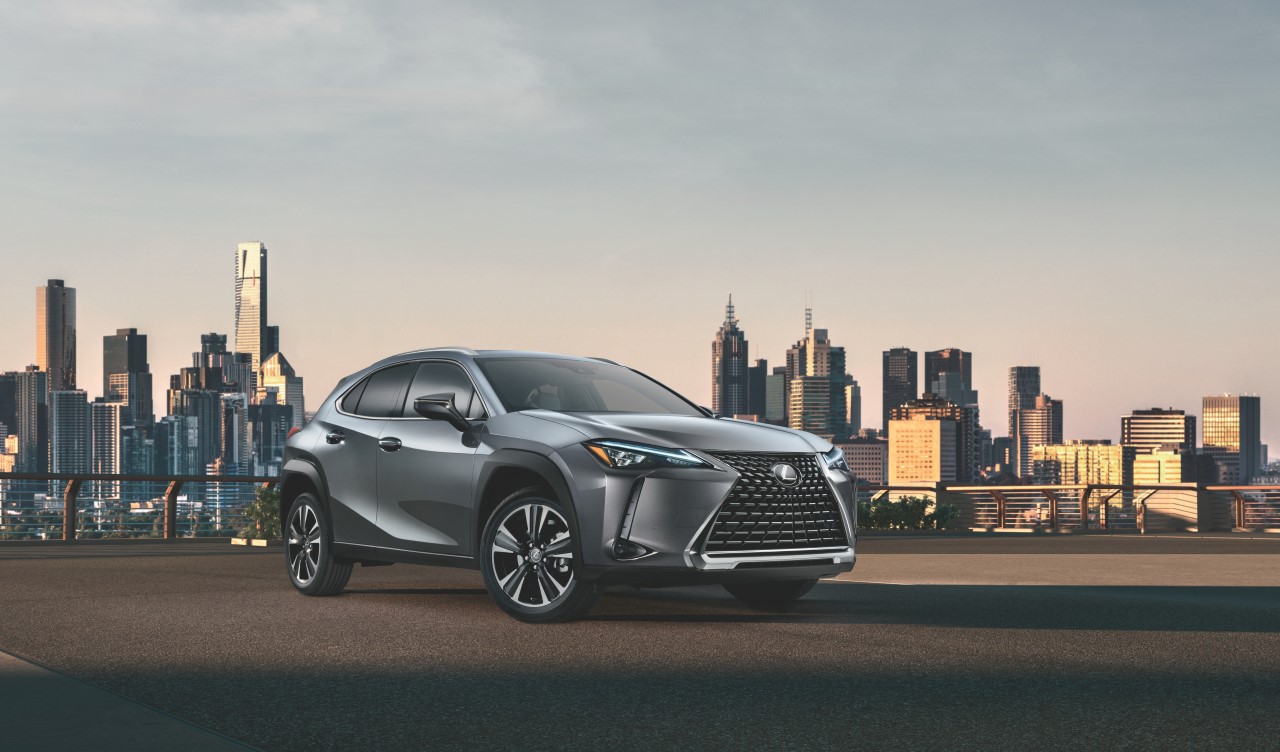 SVETOVÁ PREMIÉRA MODELU LEXUS UX, NOVÉHO DRUHU CROSSOVERU