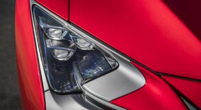 10 niesamowitych faktów na temat odświeżonego Lexusa LC coupe