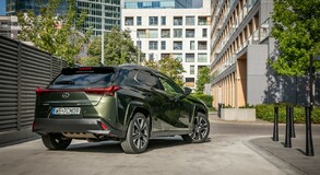 Lexus UX 2024