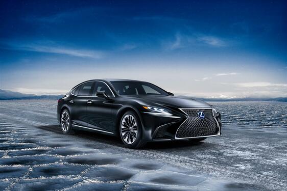 LEXUS NA MEDZINÁRODNOM AUTOSALÓNE V ŽENEVE 2017